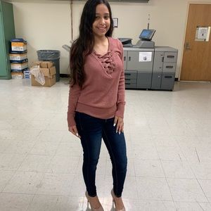 Meet your Posher, Bethania